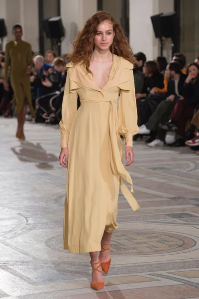 Look 39
